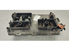 Recambio de caja reles / fusibles para opel insignia sports tourer edition referencia OEM IAM 13275882  