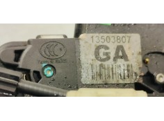 Recambio de cerradura puerta trasera izquierda para opel insignia berlina 2.0cdti 130 fap referencia OEM IAM 13503807  