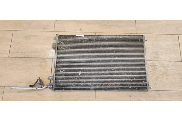 Recambio de condensador / radiador aire acondicionado para renault scenic ii emotion referencia OEM IAM 8200115543  