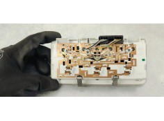 Recambio de luz interior para opel insignia berlina 2.0cdti 130 fap referencia OEM IAM 13285100  