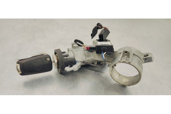 Recambio de conmutador de arranque para opel insignia sports tourer edition referencia OEM IAM 25799293  
