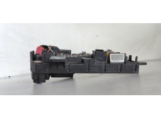 Recambio de caja reles / fusibles para bmw serie 5 berlina (e60) 2.0 16v cat referencia OEM IAM 690655806  