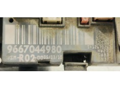 Recambio de caja reles / fusibles para citroen c5 berlina millenium referencia OEM IAM 9667044980  