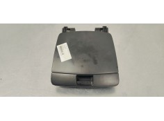 Recambio de guantera para hyundai i30 1.6 crdi 115 referencia OEM IAM 847702L000  