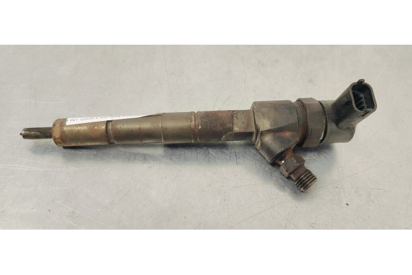 Recambio de inyector para opel insignia berlina 2.0cdti 130 fap referencia OEM IAM 0445110327  