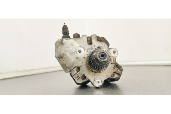 Recambio de bomba inyeccion para mercedes-benz clase a (w169) 2.0cdi 110 [180] referencia OEM IAM 0445010096  