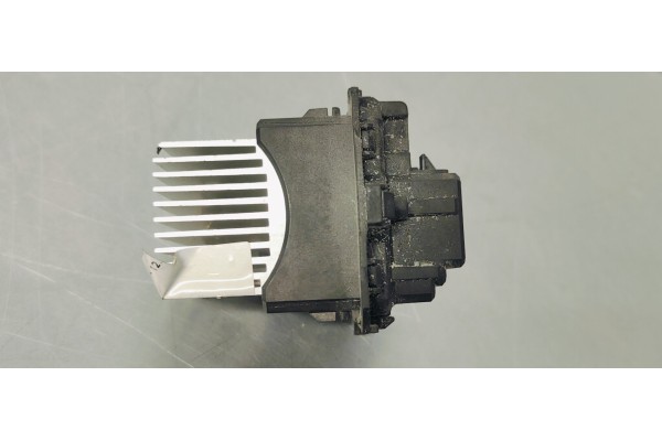 Recambio de resistencia calefaccion para peugeot 207 cc sport referencia OEM IAM 36K071181156  