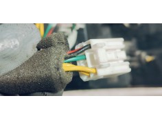 Recambio de piloto trasero izquierdo para kia rio (yb) 1.2i 85 referencia OEM IAM 924011W2  