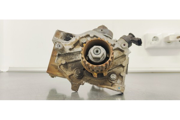 Recambio de bomba inyeccion para peugeot 308 1.6hdi 92 fap referencia OEM IAM 0445010516  