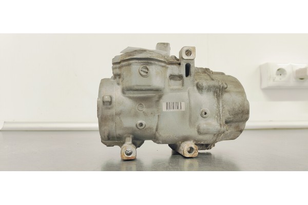 Recambio de compresor aire acondicionado para lexus nx 2.5i eh 153 [300h] 4x4 referencia OEM IAM 0422000533  