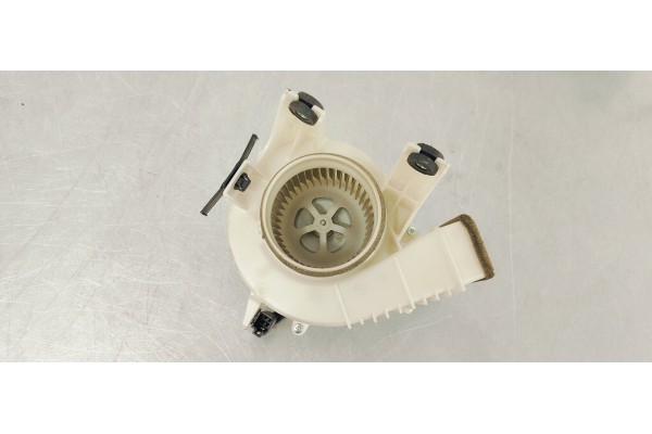 Recambio de ventilador calefaccion para lexus nx 2.5i eh 153 [300h] 4x4 referencia OEM IAM G923048080  