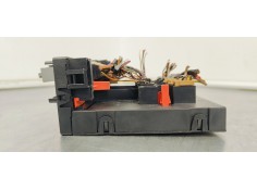 Recambio de caja reles / fusibles para volkswagen golf v berlina (1k1) highline 4motion referencia OEM IAM 1K0937049L  