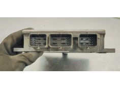 Recambio de centralita motor uce para renault clio iii 1.5dci 85 referencia OEM IAM 8200399038  