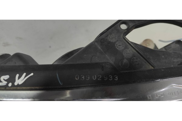 Recambio de faro derecho para peugeot 407 2.0 16v cat referencia OEM IAM 085501134R  