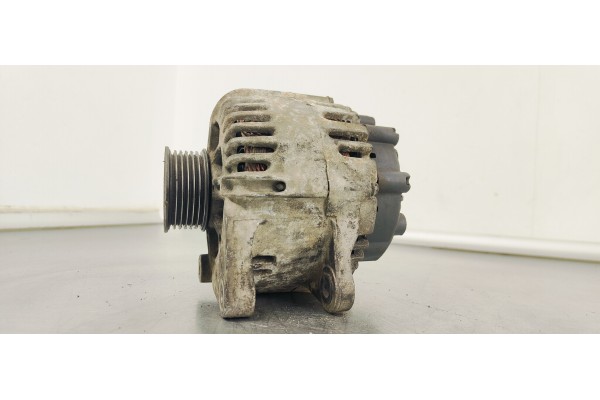 Recambio de alternador para kia opirus referencia OEM IAM 3730039405  