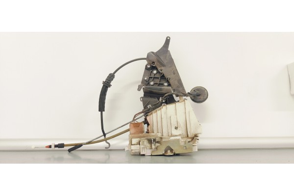 Recambio de cerradura puerta delantera derecha para mercedes-benz clase a (w169) referencia OEM IAM 1697202835  