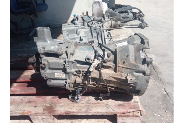 Recambio de caja cambios para ford transit caja cerrada, larga (fy) (2000 =>) referencia OEM IAM 4C1R7003AA  