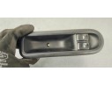 Recambio de mando elevalunas delantero izquierdo para renault clio iii 1.5dci 85 referencia OEM IAM 8200356513  
