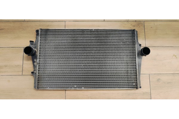 Recambio de intercooler para volvo s60 berlina 2.4 d referencia OEM IAM 30741580  
