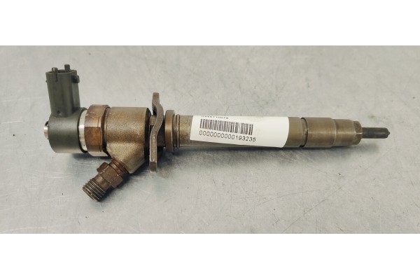 Recambio de inyector para volvo s60 berlina 2.4 d referencia OEM IAM 0445110078  