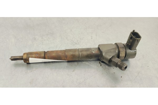 Recambio de inyector para opel insignia berlina 2.0cdti 130 fap referencia OEM IAM 0445110327  