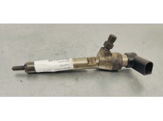 Recambio de inyector para renault scenic ii 1.5dci 105 referencia OEM IAM 8200380253  