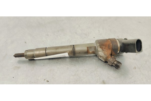Recambio de inyector para mercedes-benz clase a (w169) 2.0cdi 110 [180] referencia OEM IAM 0445110167  