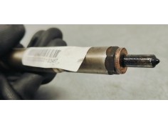 Recambio de inyector para renault scenic ii 1.5dci 105 referencia OEM IAM 8200380253  