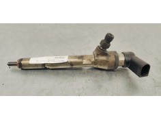 Recambio de inyector para renault scenic ii 1.5dci 105 referencia OEM IAM 8200380253  