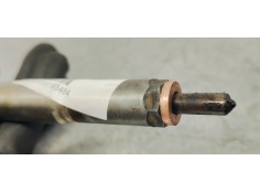 Recambio de inyector para renault scenic ii 1.5dci 105 referencia OEM IAM 8200380253  