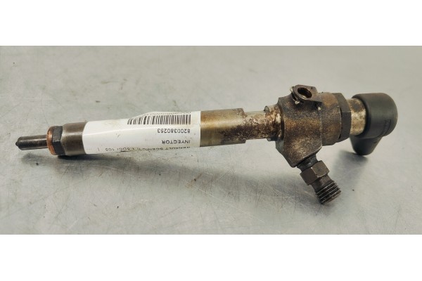 Recambio de inyector para renault scenic ii 1.5dci 105 referencia OEM IAM 8200380253  