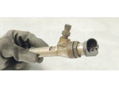 Recambio de inyector para renault scenic ii 1.5dci 105 referencia OEM IAM 8200380253  