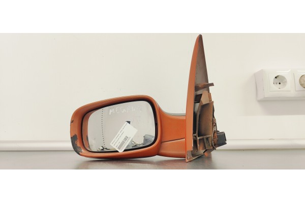 Recambio de retrovisor izquierdo para renault megane ii berlina 5p confort dynamique referencia OEM IAM E9011105  