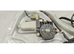 Recambio de elevalunas delantero izquierdo para kia opirus referencia OEM IAM 824703F010  