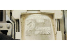 Recambio de luz interior para fiat doblo ii (152) 1.6jtd 95 fap referencia OEM IAM 735244963  