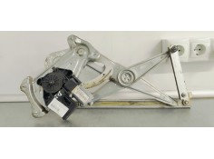 ELEVALUNAS DELANTERO DERECHO 807300004R 