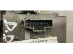 Recambio de elevalunas delantero derecho para renault megane iii berlina 5 p business referencia OEM IAM 807300004R  