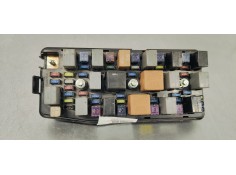 Recambio de caja reles / fusibles para opel antara cosmo plus 4x4 referencia OEM IAM   