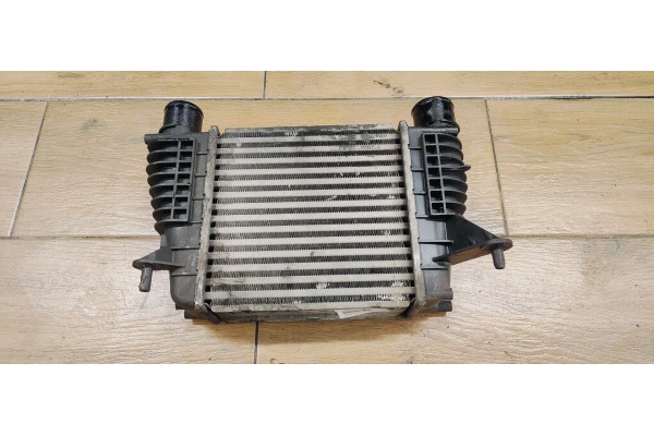 Recambio de intercooler para renault clio iii 1.5dci 85 referencia OEM IAM 8200471885  