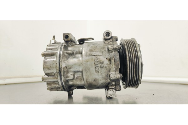 Recambio de compresor aire acondicionado para peugeot 5008 1.6 hdi 115 fap referencia OEM IAM 9671216780  