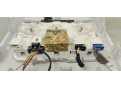 Recambio de luz interior para peugeot 308 1.5 hdi 130 fap referencia OEM IAM 9677821577  