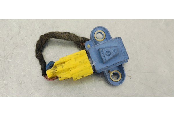 Recambio de sensor para volkswagen golf v berlina (1k1) 1.9 tdi 105 referencia OEM IAM 1K0955557A  