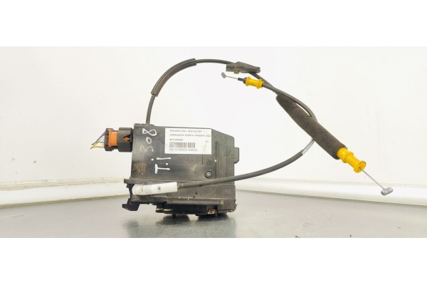 Recambio de cerradura puerta trasera izquierda para peugeot 308 1.6hdi 92 fap referencia OEM IAM 9810309980  