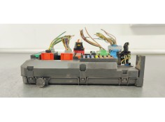 Recambio de caja reles / fusibles para peugeot 308 1.6hdi 92 fap referencia OEM IAM 9807054180  