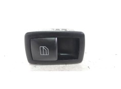 Recambio de mando elevalunas trasero derecho para mercedes-benz clase m (w164) ml 300 cdi be (164.120) referencia OEM IAM A25182