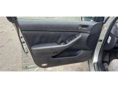 Recambio de juego asientos completo para toyota avensis wagon (t25) 2.0 d-cat referencia OEM IAM   