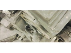 Recambio de faro derecho para toyota yaris 1.5 i 112 referencia OEM IAM   