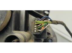 Recambio de faro izquierdo para peugeot 5008 1.6 hdi 115 fap referencia OEM IAM 9805505480  