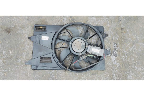 Recambio de electroventilador para ford mondeo berlina (ge) titanium (d) referencia OEM IAM 0130303923  