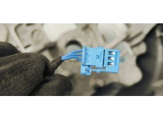 Recambio de volante para peugeot 308 1.6hdi 92 fap referencia OEM IAM 98084115XU  